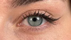 Eine einfache Methode, um Augen zu schminken (für Anfänger)