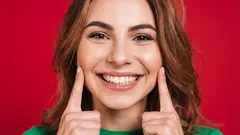 6 Anzeichen dafür, dass eine glückliche Frau im Haus lebt