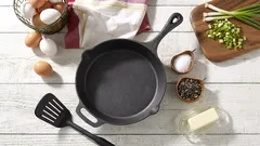 Wenn die Pfanne anbrennt, hilft die „Drei-Tropfen-Methode“: So können Sie Gerichte sogar ohne Öl zubereiten.