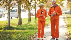 Warum ist es wichtig, auch nach dem 45. Lebensjahr weiter zu wandern, und wie fängt man damit richtig an?